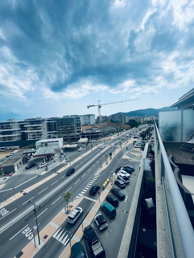 Grand Studio Toit Terrase Ajaccio 阿雅克肖 外观 照片